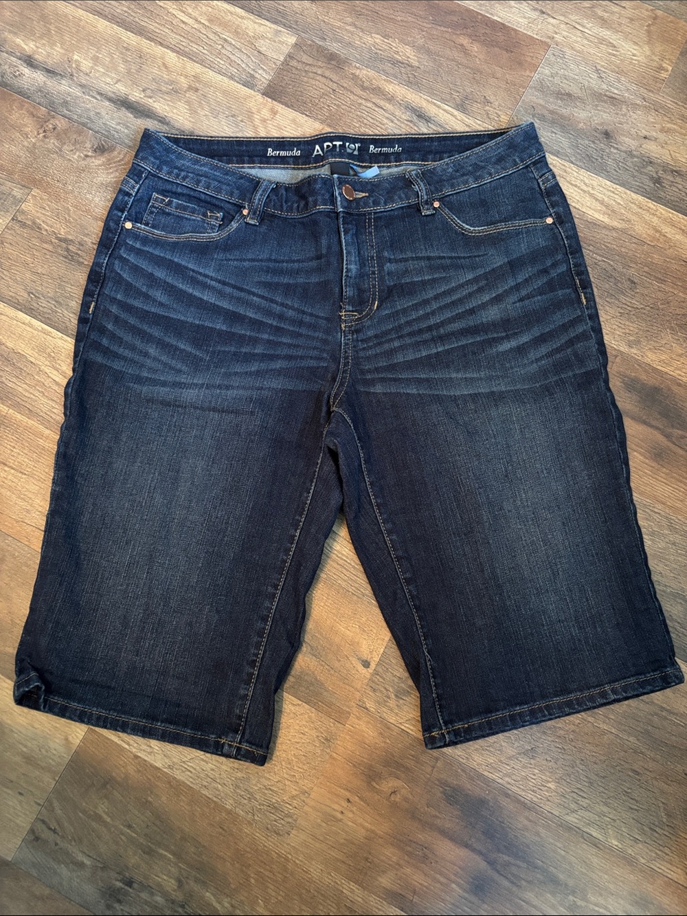 Apt. 9 Dark Indigo Denim Bermuda Shorts, sz 10
